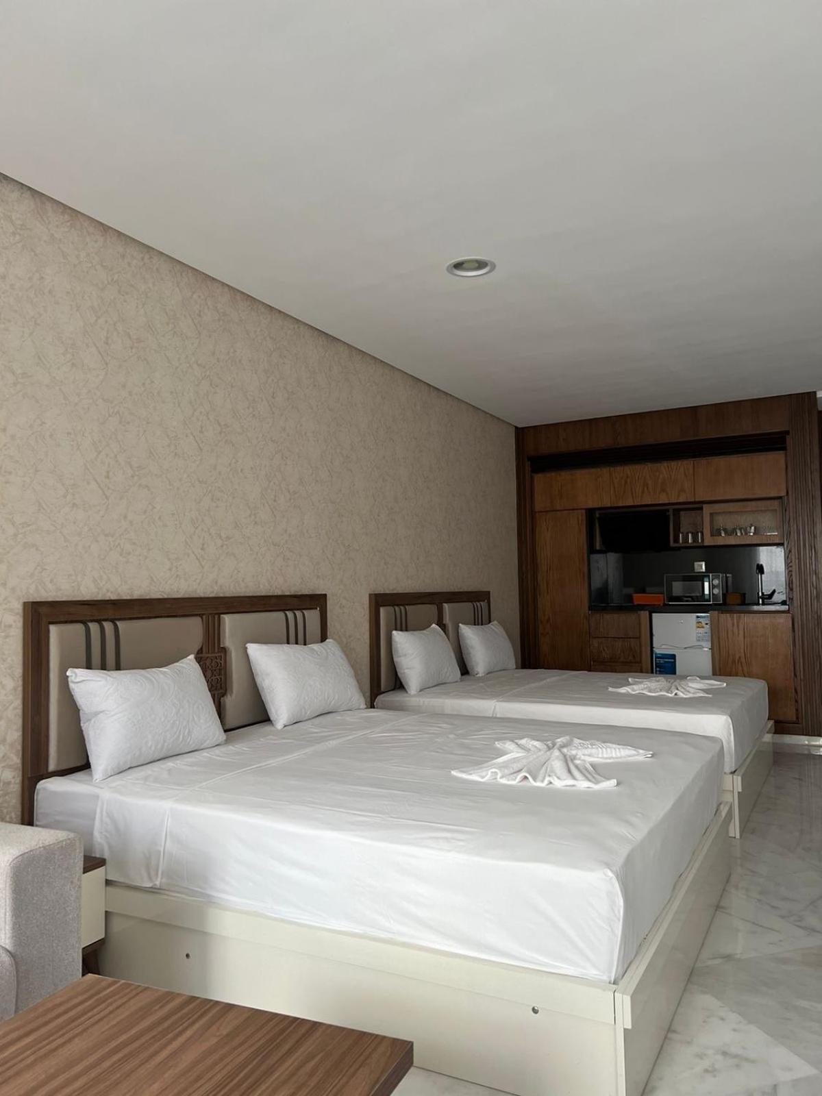 Luxury Apartment Charf Exterior photo