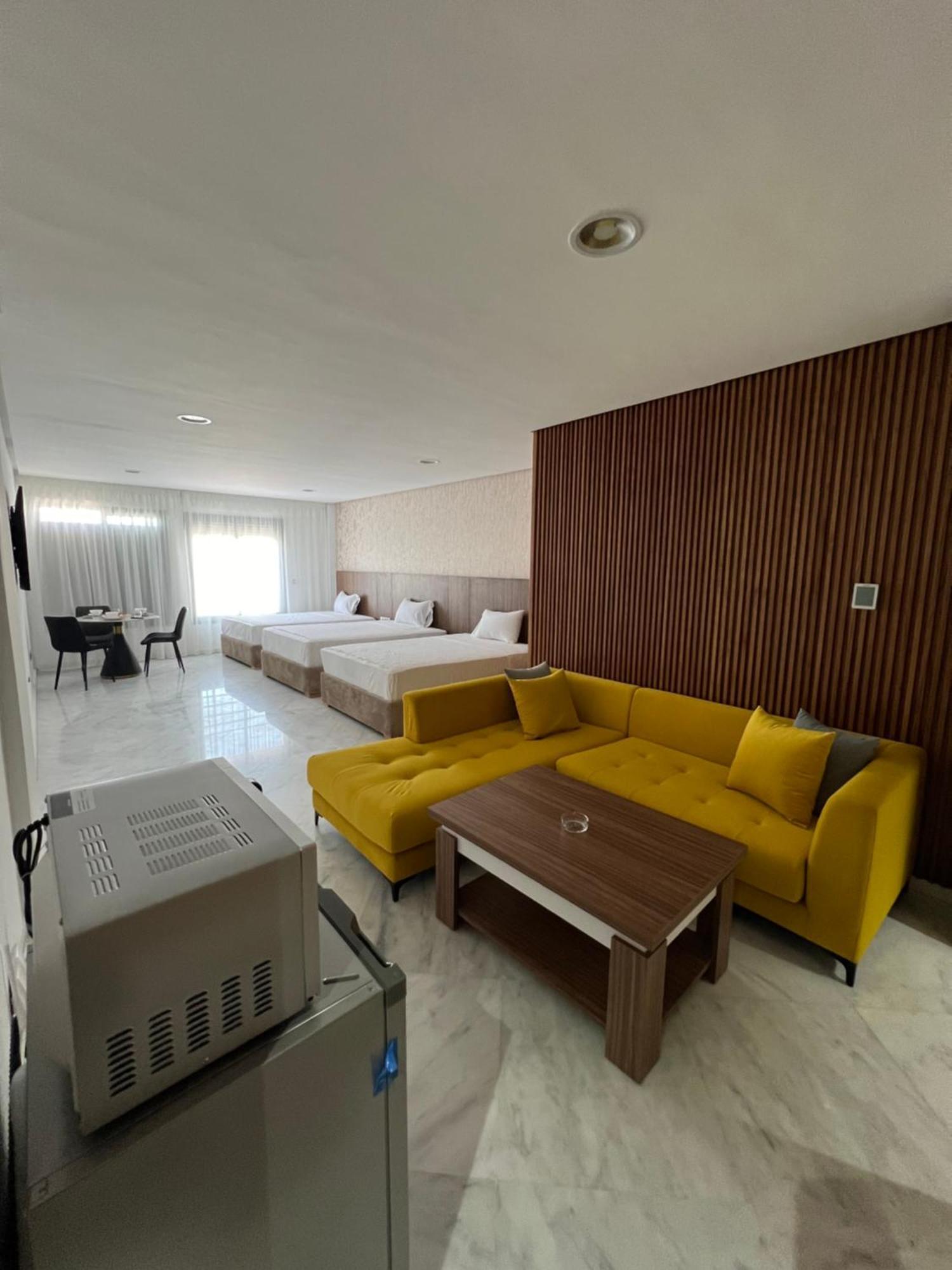 Luxury Apartment Charf Exterior photo